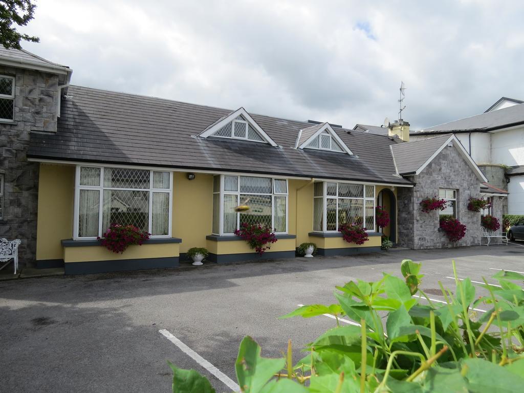 Grey Gables B&B Ennis Exterior photo